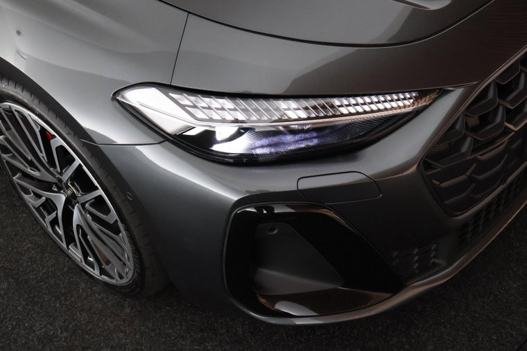 Vehicle Image 50