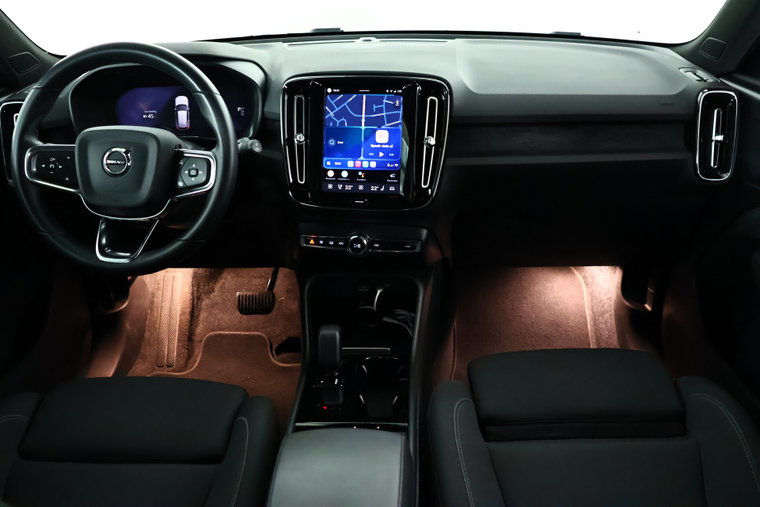 Vehicle Image 16