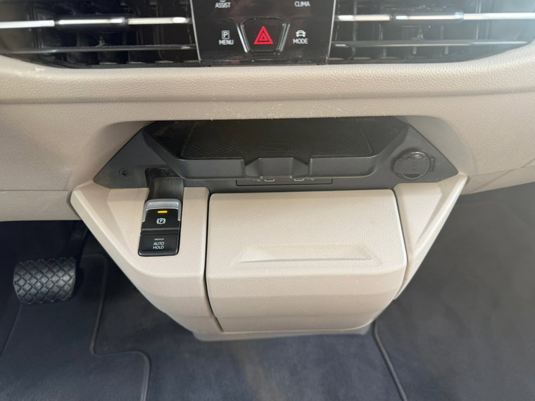 Vehicle Image 40