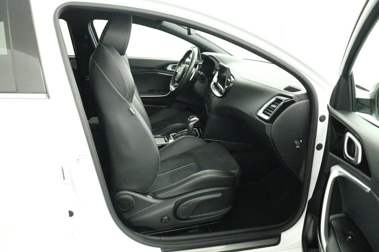 Vehicle Image 31