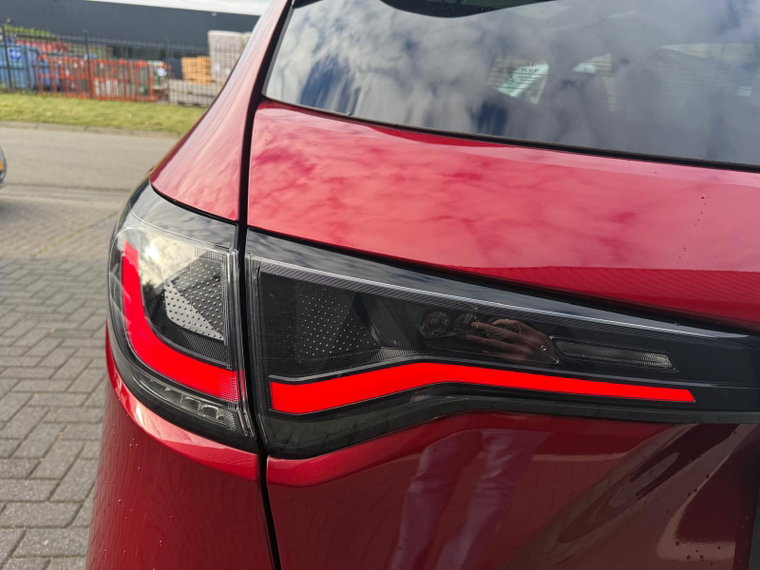 Vehicle Image 15