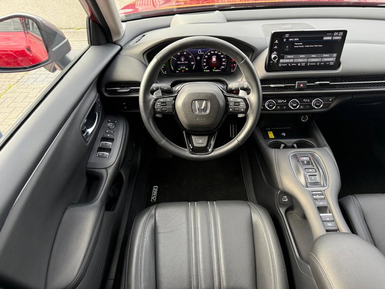 Vehicle Image 30