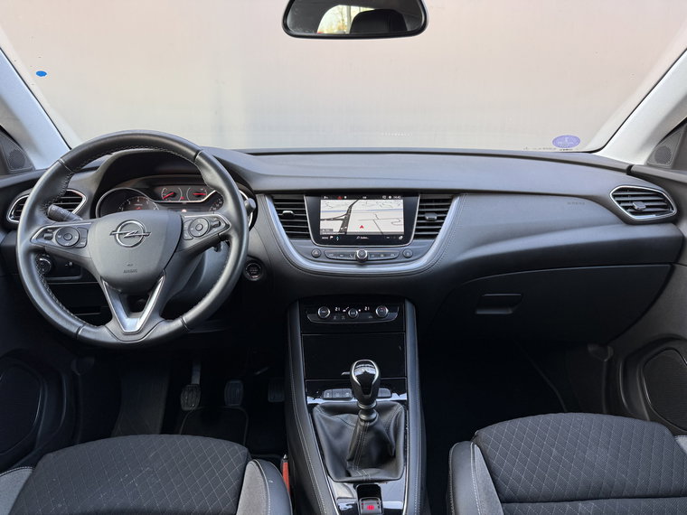 Vehicle Image 22