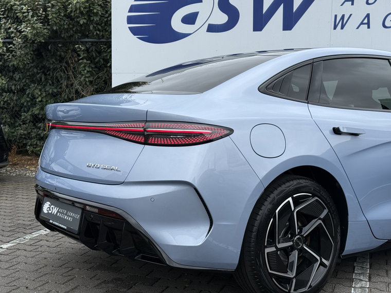 Vehicle Image 39
