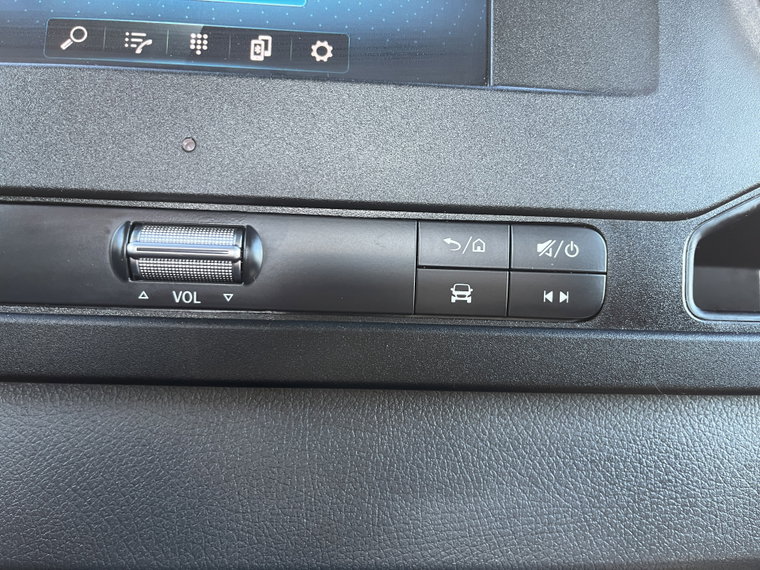 Vehicle Image 51