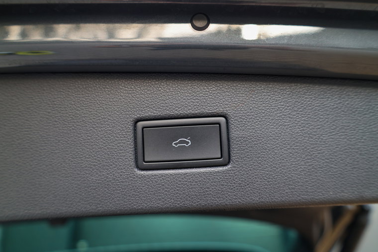 Vehicle Image 50