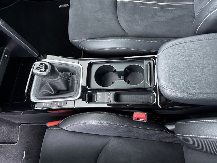 Vehicle Image 33