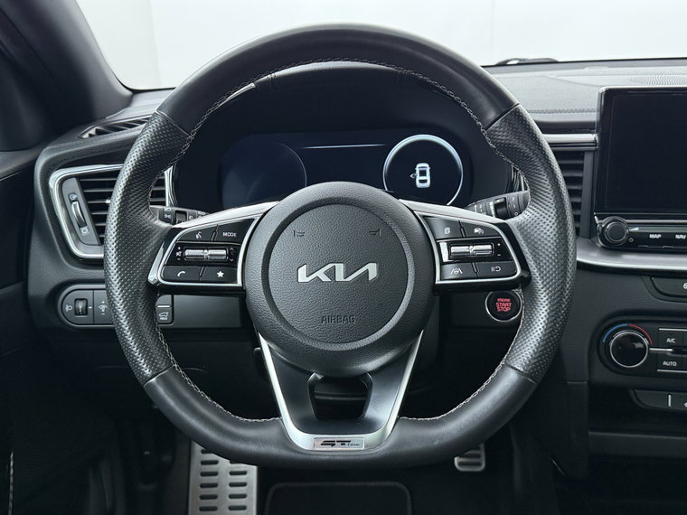 Vehicle Image 38