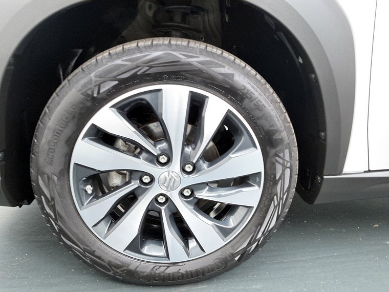 Vehicle Image 16