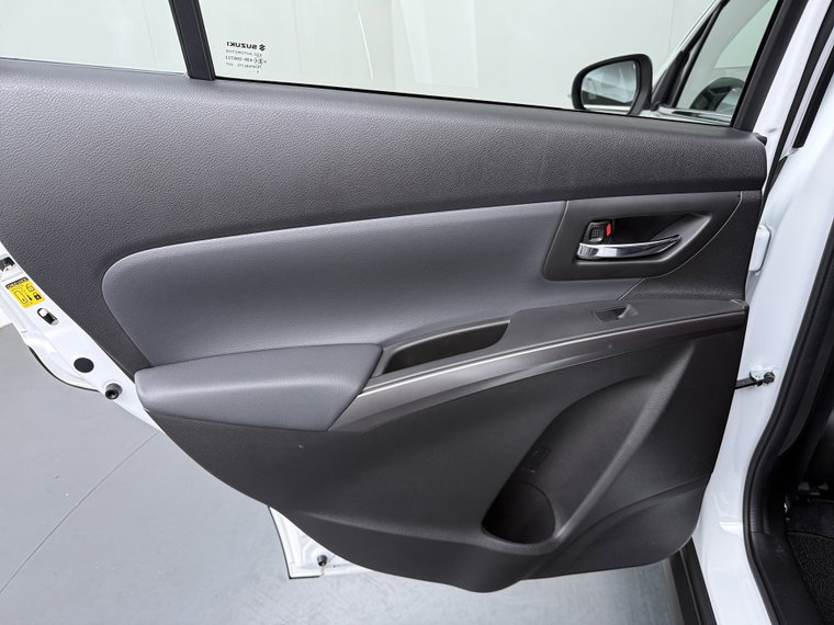 Vehicle Image 36