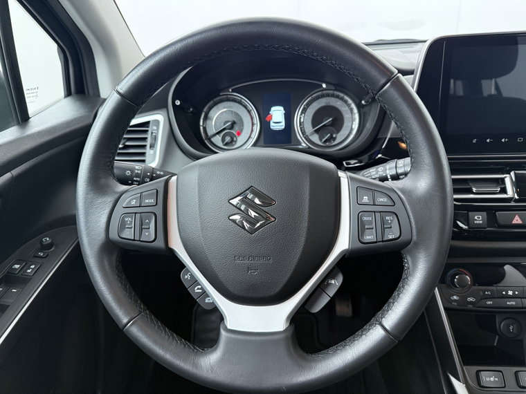 Vehicle Image 38