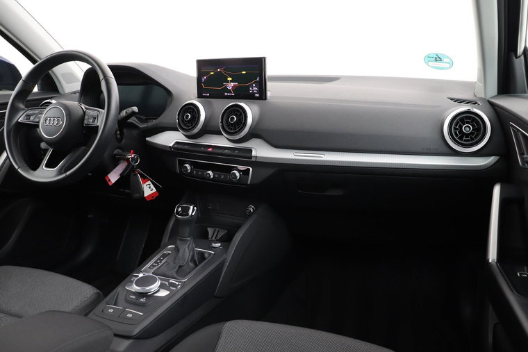 Vehicle Image 18