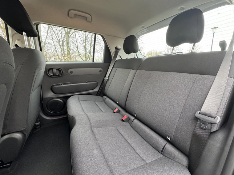 Vehicle Image 31