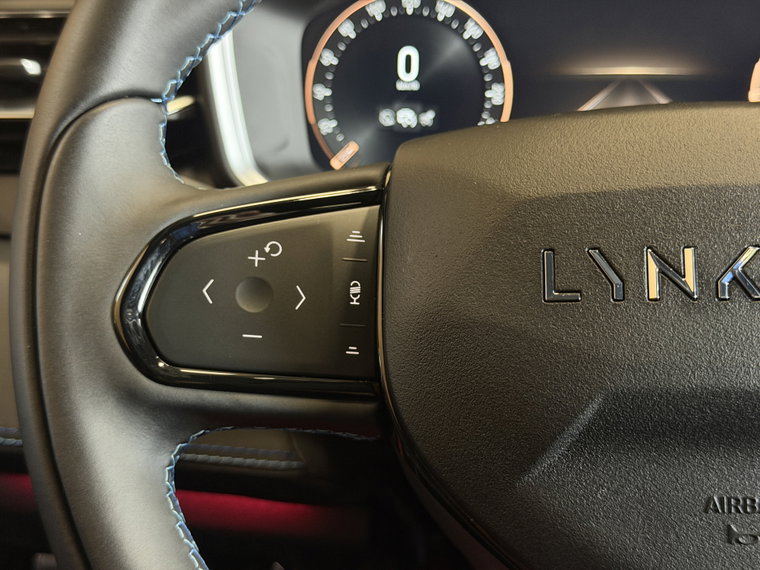 Vehicle Image 20