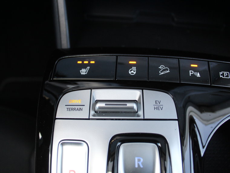 Vehicle Image 38