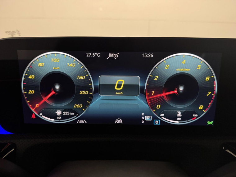 Vehicle Image 38