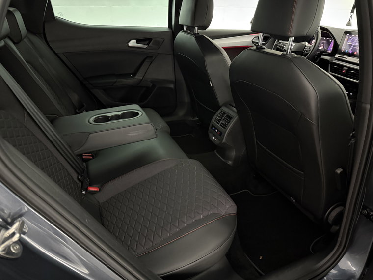 Vehicle Image 36