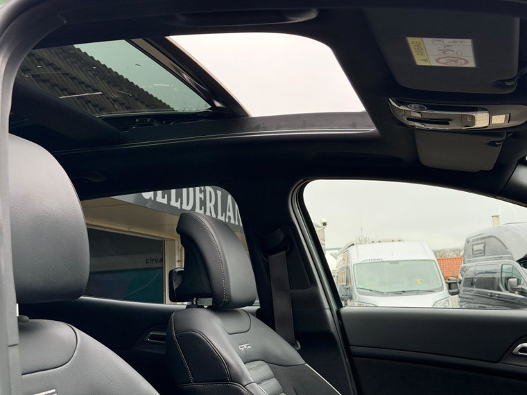 Vehicle Image 40