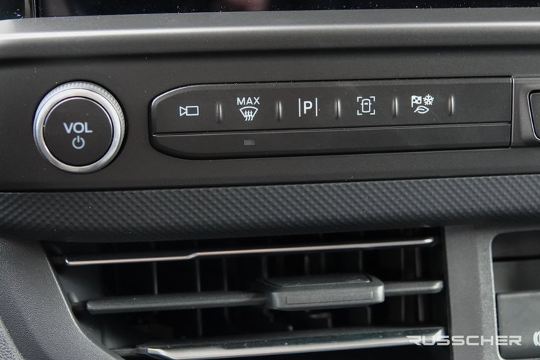 Vehicle Image 27