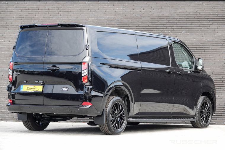 Vehicle Image 40