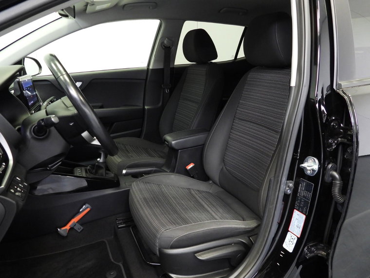 Vehicle Image 23