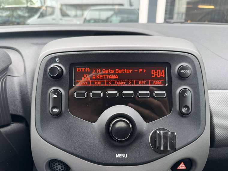 Vehicle Image 19