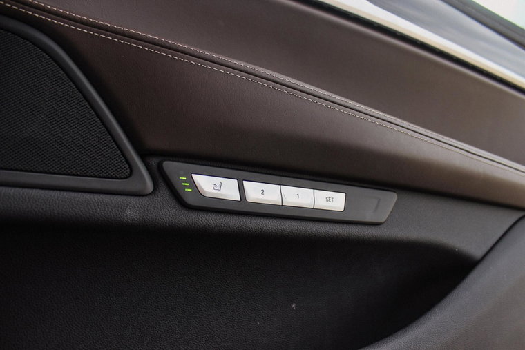 Vehicle Image 40