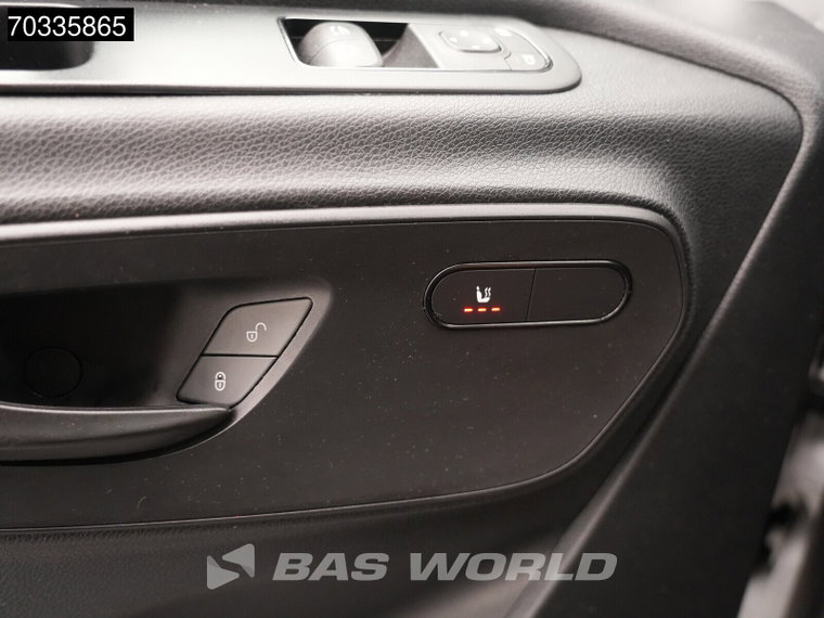 Vehicle Image 48