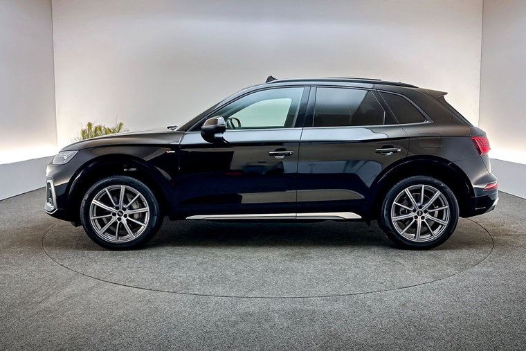 Vehicle Image 7