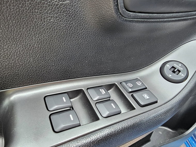 Vehicle Image 26