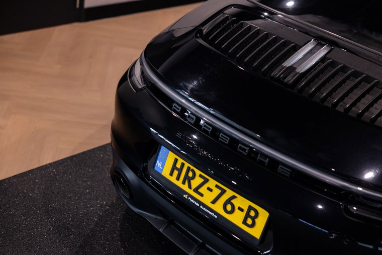 Vehicle Image 21
