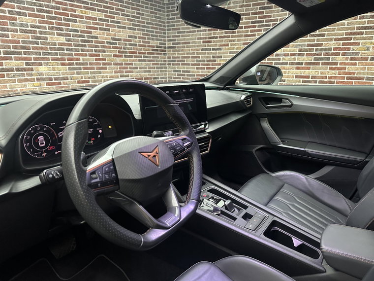 Vehicle Image 26