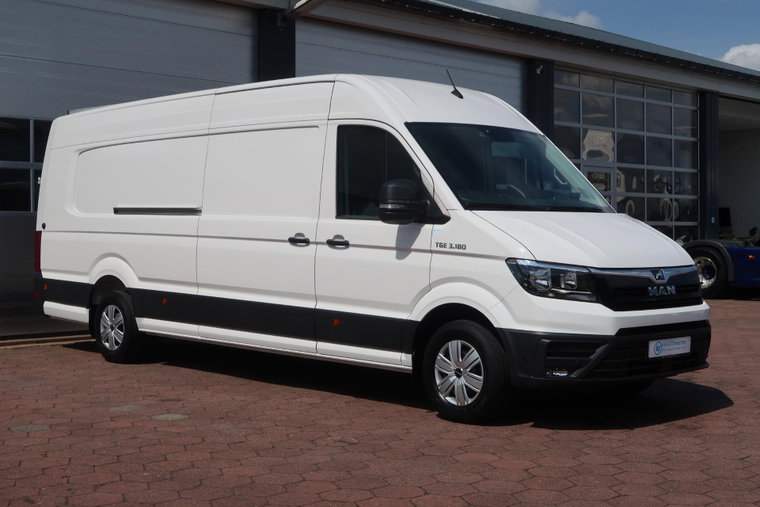 Vehicle Image 21