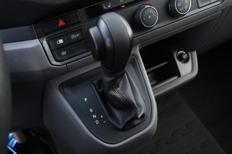 Vehicle Image 24
