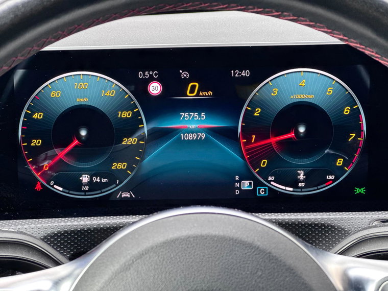 Vehicle Image 21