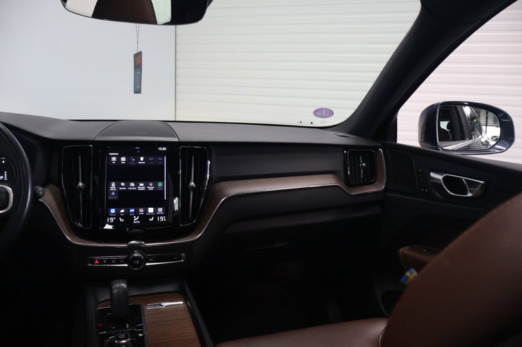Vehicle Image 33