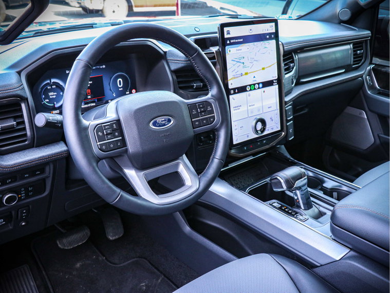 Vehicle Image 6