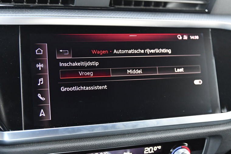 Vehicle Image 25