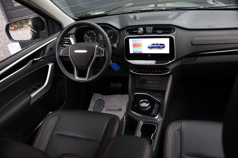 Vehicle Image 19