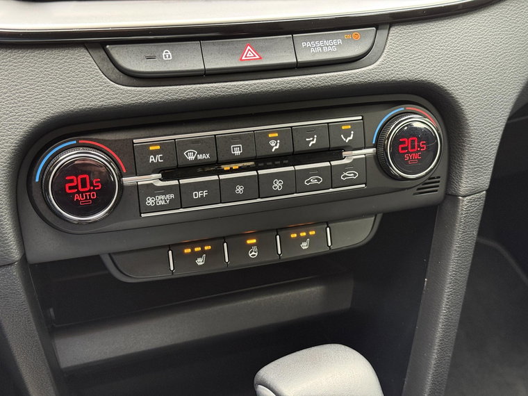 Vehicle Image 24