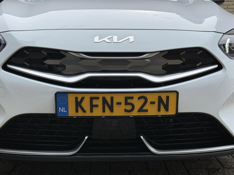 Vehicle Image 35