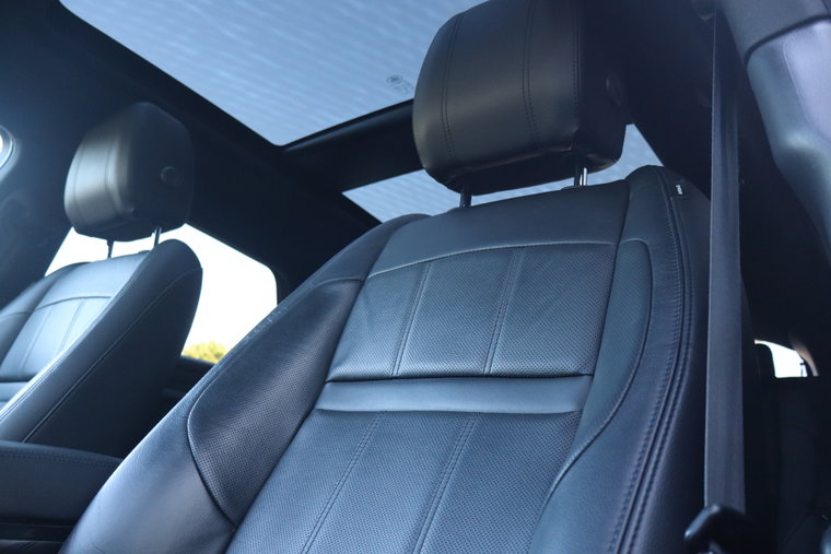 Vehicle Image 23