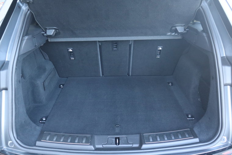 Vehicle Image 35