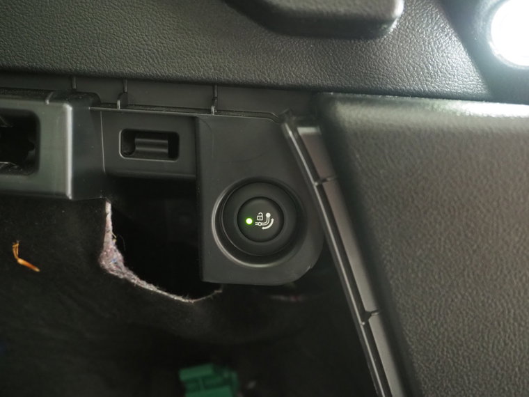 Vehicle Image 38