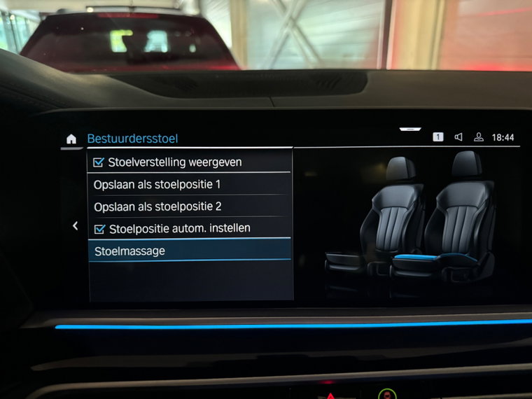 Vehicle Image 37
