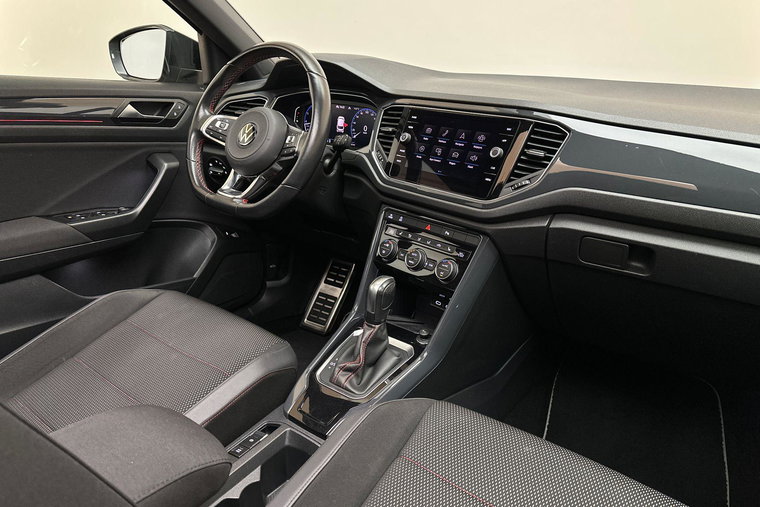 Vehicle Image 16