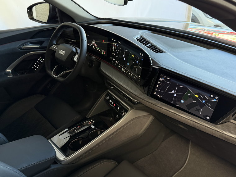 Vehicle Image 39