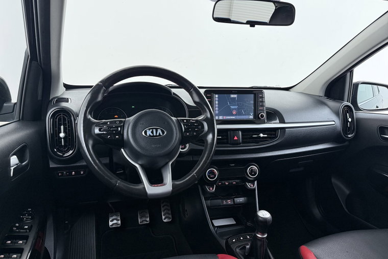 Vehicle Image 16