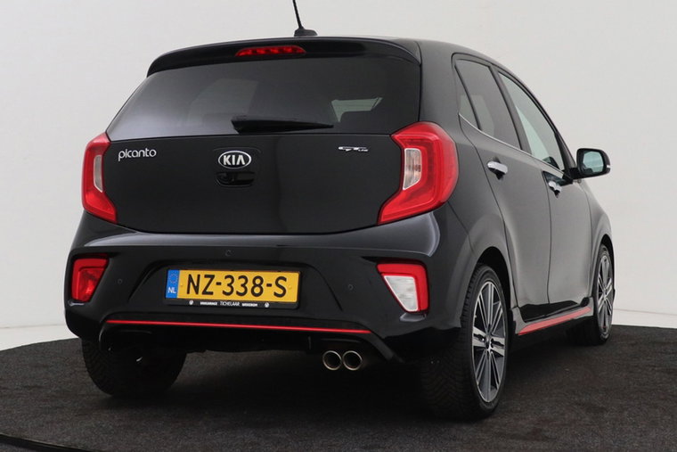 Vehicle Image 11
