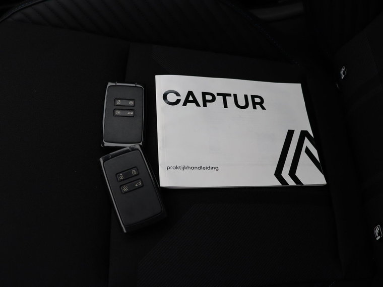 Vehicle Image 42